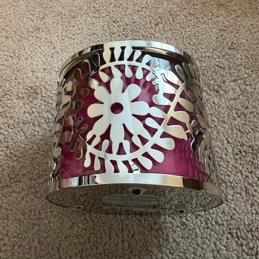 Slatkin & co Floral Candle Holder